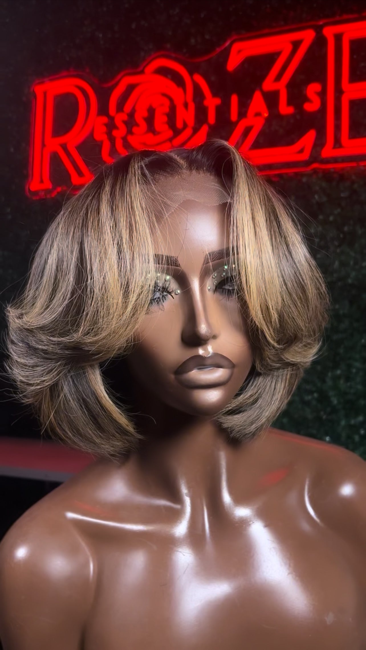 Kelli (Pre-Order)